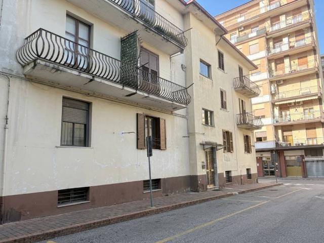 Appartamento in vendita a Avellino, Campania