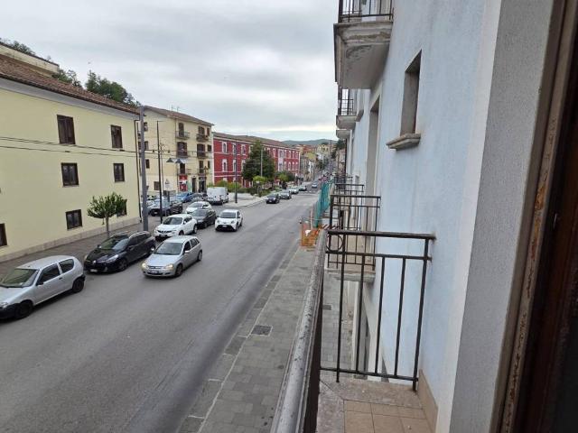 Appartamento in vendita a Avellino, Campania