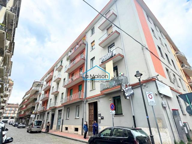 Appartamento in vendita a Avellino, Campania