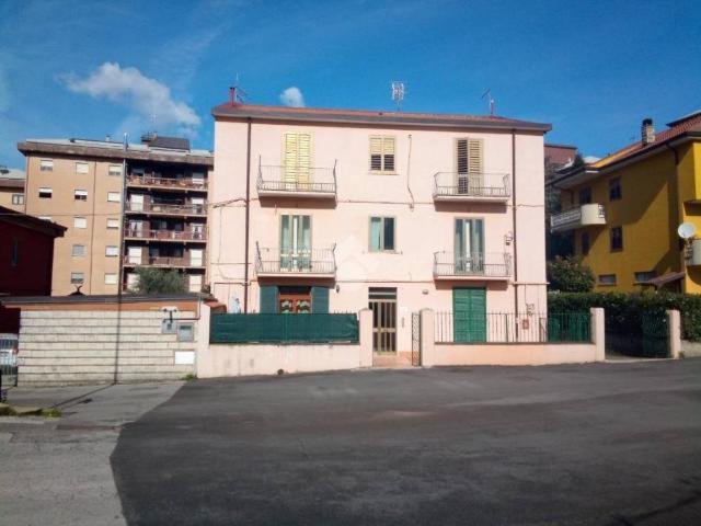 Appartamento in vendita a Avellino, Campania