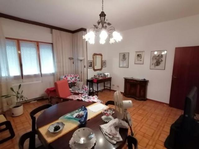 Appartamento in vendita a Pontecimato, Carrara