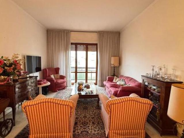 Appartamento in vendita a Carrara, Toscana