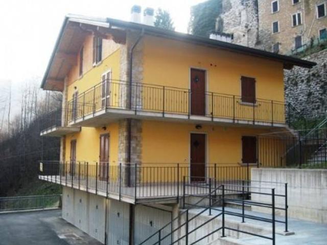 Appartamento in vendita a Costa, Averara
