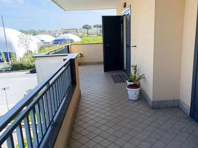 Appartamento in vendita a Aversa, Campania