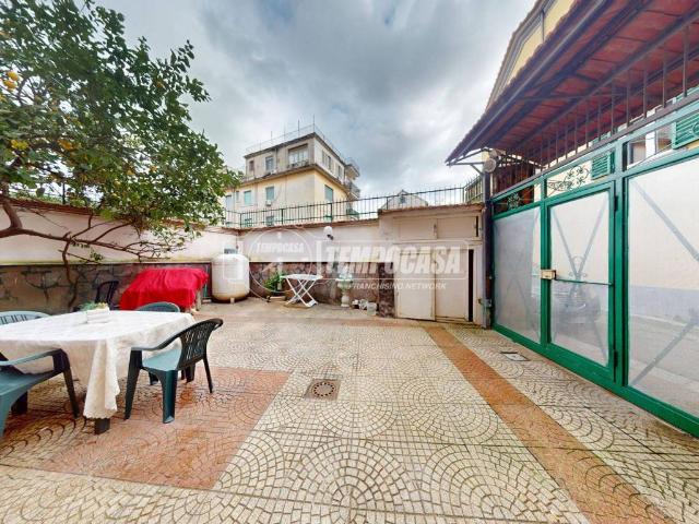 Appartamento in vendita a Borgo San Lorenzo, Aversa