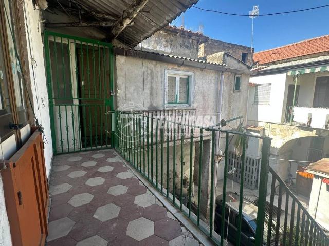 Appartamento in vendita a Rione Savignano, Aversa