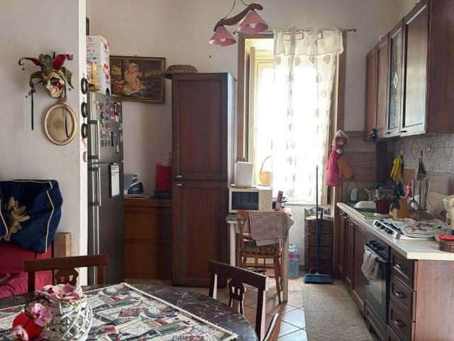 Appartamento in vendita a Borgo San Lorenzo, Aversa