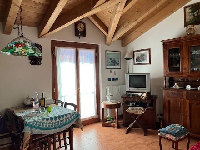 Appartamento in vendita a Aviatico, Bergamo