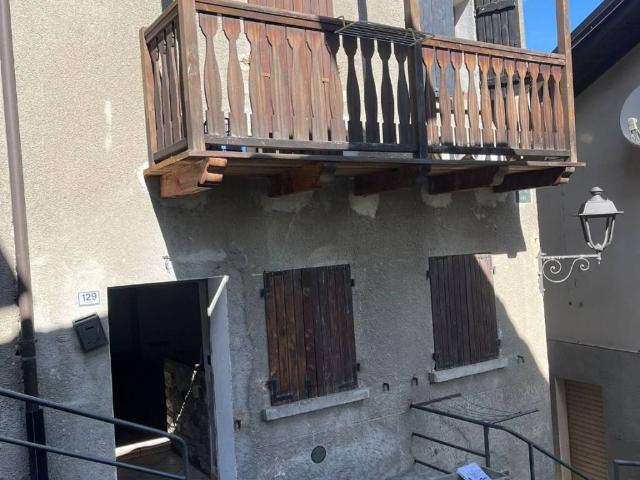 Appartamento in vendita a Avise, Aosta