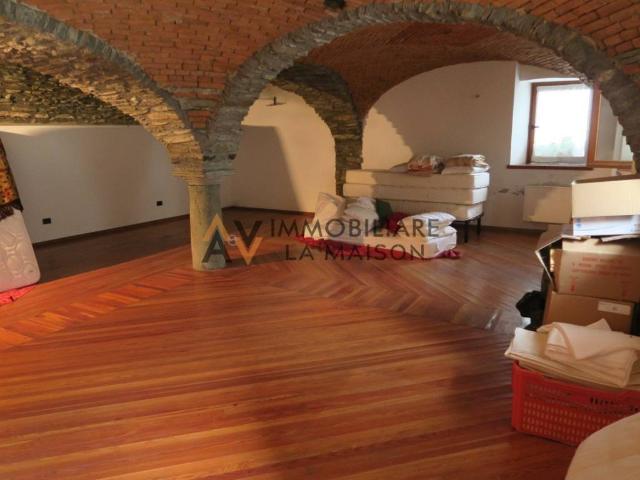 Appartamento in vendita a Ayas, Aosta