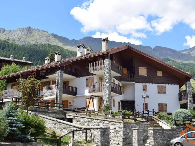 Appartamento in vendita a Ayas, Aosta
