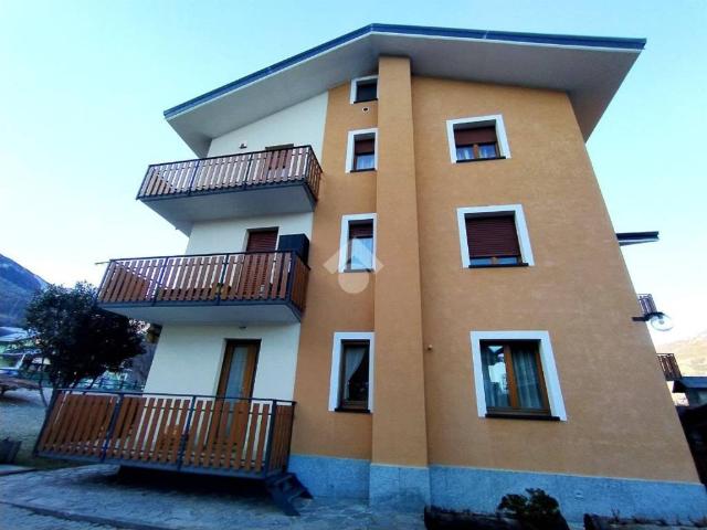 Appartamento in vendita a Aymavilles, Aosta