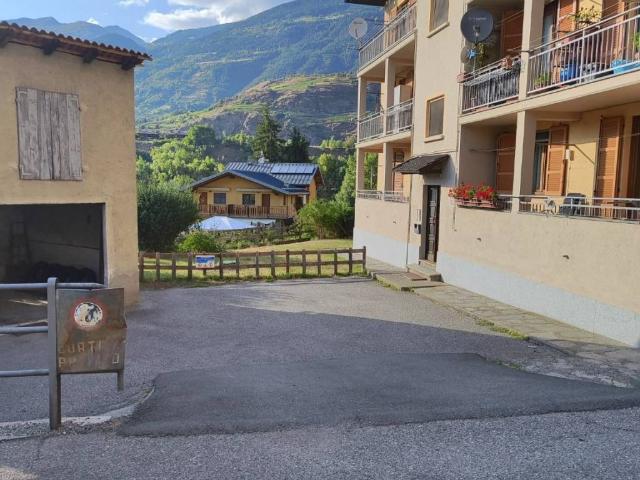 Appartamento in vendita a Aymavilles, Aosta