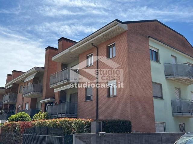 Appartamento in vendita a Azzano San Paolo, Lombardia