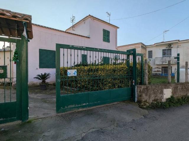 Appartamento in vendita a Fusaro, Bacoli