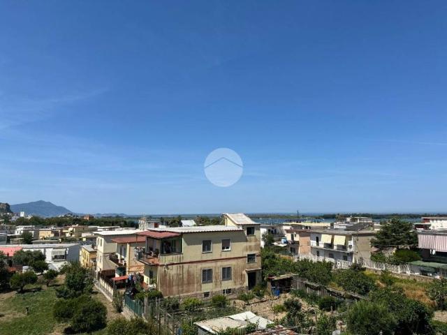 Appartamento in vendita a Bacoli, Campania