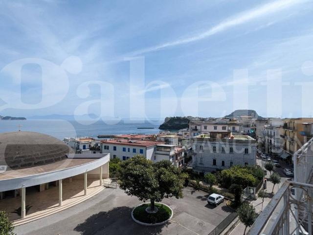 Appartamento in vendita a Bacoli, Campania