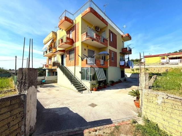 Appartamento in vendita a Bacoli, Campania
