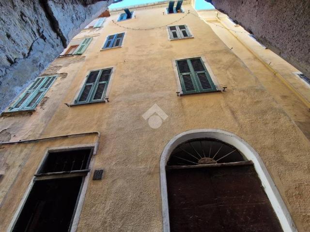 Appartamento in vendita a Badalucco, Provincia di Imperia