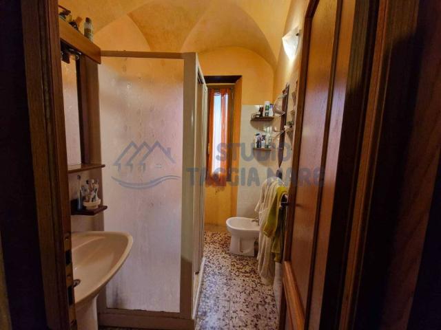 Appartamento in vendita a Badalucco, Liguria