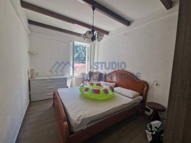 Appartamento in vendita a Badalucco, Liguria