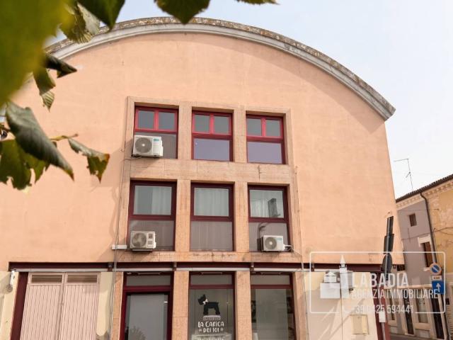 Appartamento in vendita a Badia Polesine, Rovigo