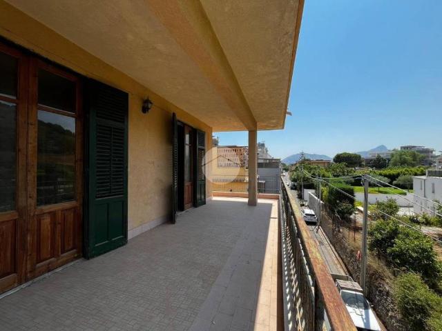 Appartamento in vendita a Bagheria, Sicilia