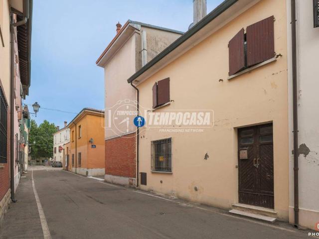 Villa Indipendente in vendita a Unione dei comuni della Bassa Romagna, Bagnara Di Romagna