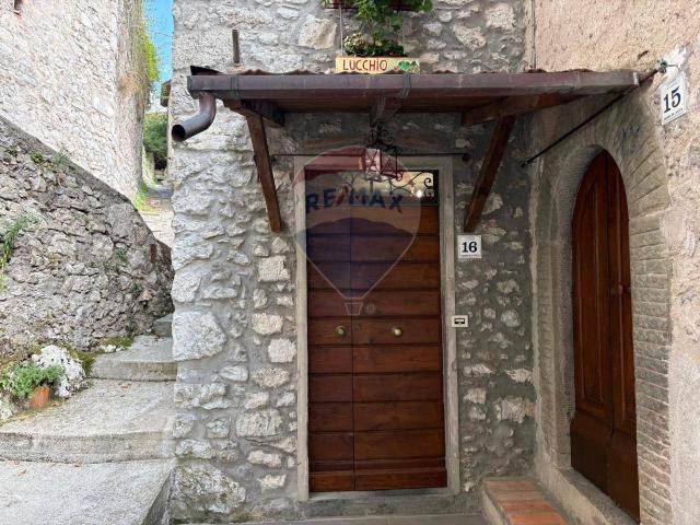 Appartamento in vendita a Unione dei comuni Media Valle del Serchio, Lucchio