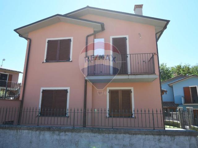Appartamento in vendita a Unione dei comuni Media Valle del Serchio, Fornoli