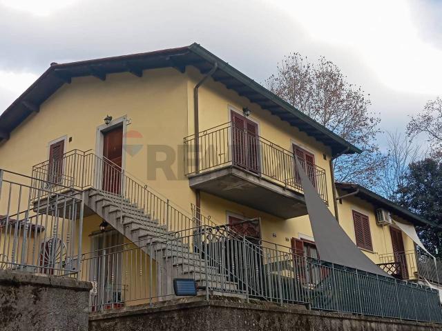 Appartamento in vendita a Unione dei comuni Media Valle del Serchio, Ponte A Serraglio