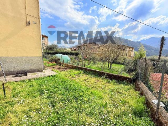 Appartamento in vendita a Unione dei comuni Media Valle del Serchio, Ponte A Serraglio