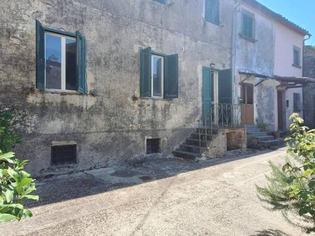 Appartamento in vendita a Unione dei comuni Media Valle del Serchio, Ponte A Serraglio