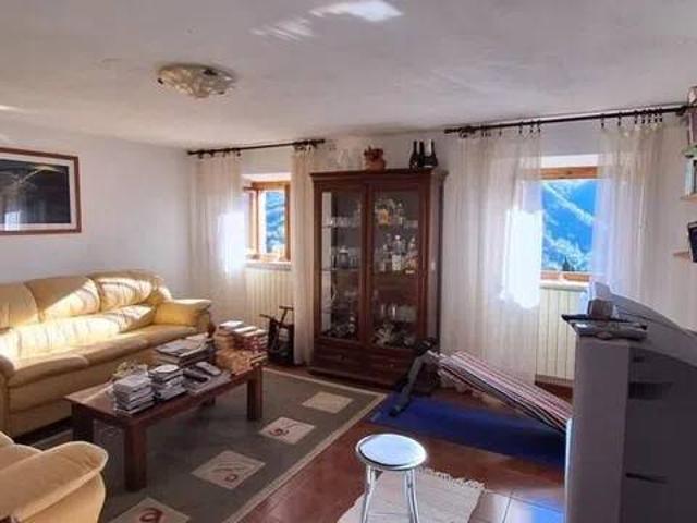 Appartamento in vendita a Unione dei comuni Media Valle del Serchio, Bagni Di Lucca Villa