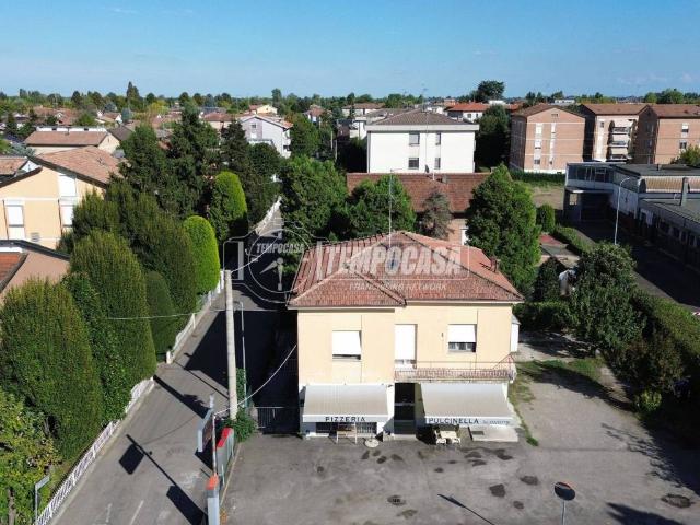 Appartamento in vendita a Terra di Mezzo, Re