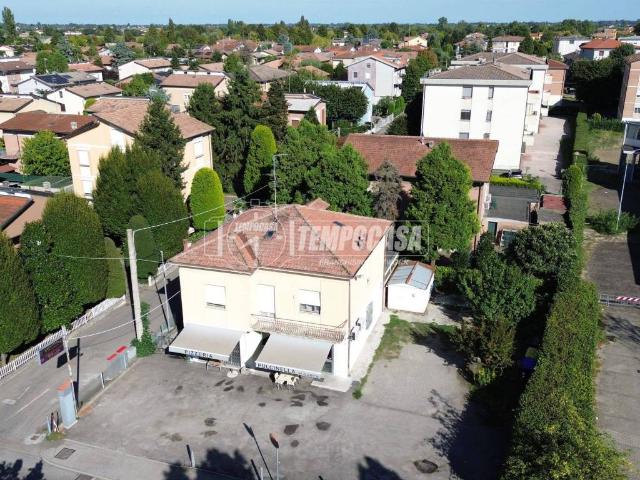 Appartamento in vendita a Terra di Mezzo, Re