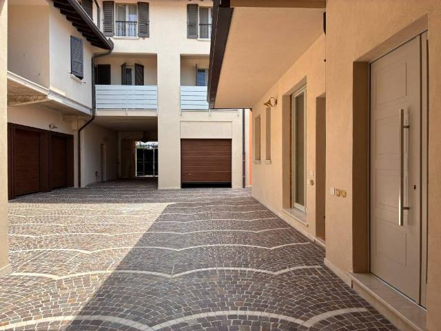 Appartamento in vendita a Bagnolo Mella, Lombardia