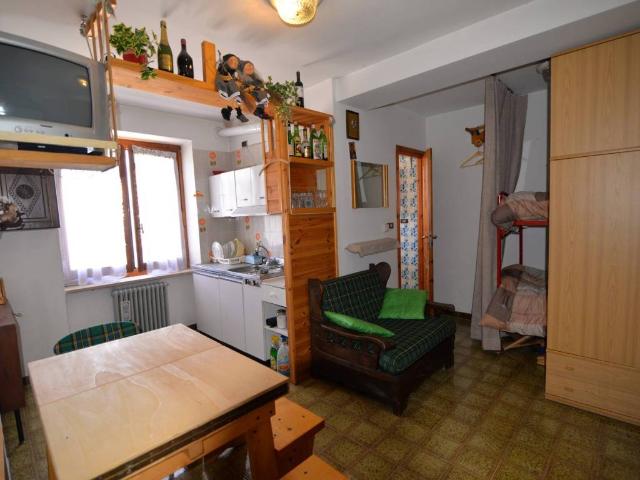 Appartamento in vendita a Rucas, Piemonte
