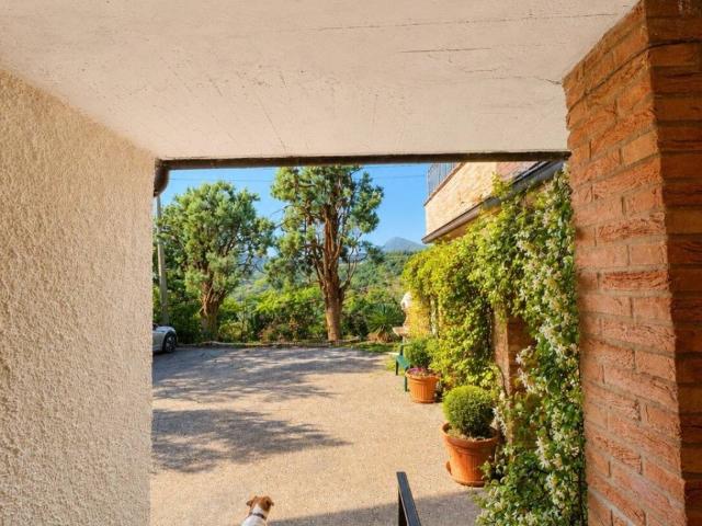Appartamento in vendita a Carano, Baiso