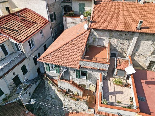 Appartamento in vendita a Balestrino, Liguria