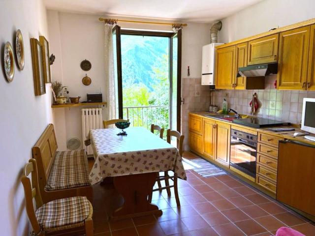 Appartamento in vendita a Ballabio Inferiore, Ballabio