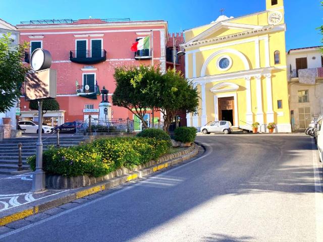 Appartamento in vendita a Barano D'ischia, Campania