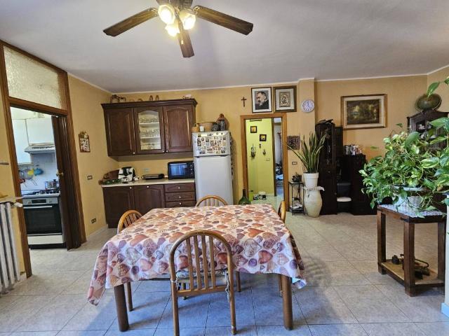 Appartamento in vendita a Villaggio Gorizia, Baranzate