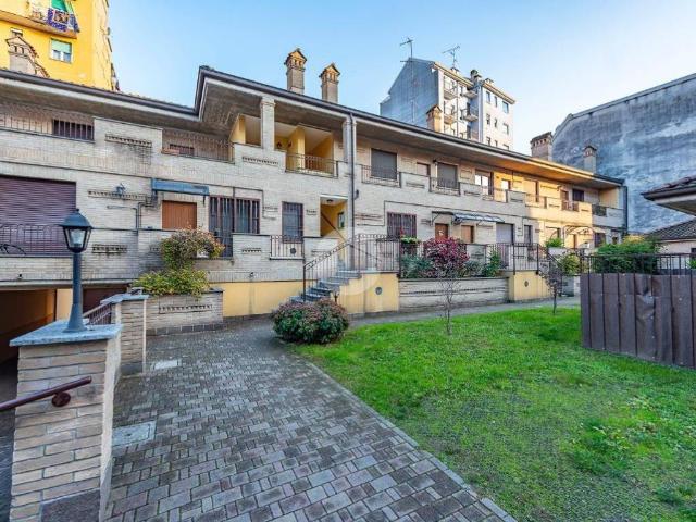Appartamento in vendita a Villaggio Gorizia, Baranzate