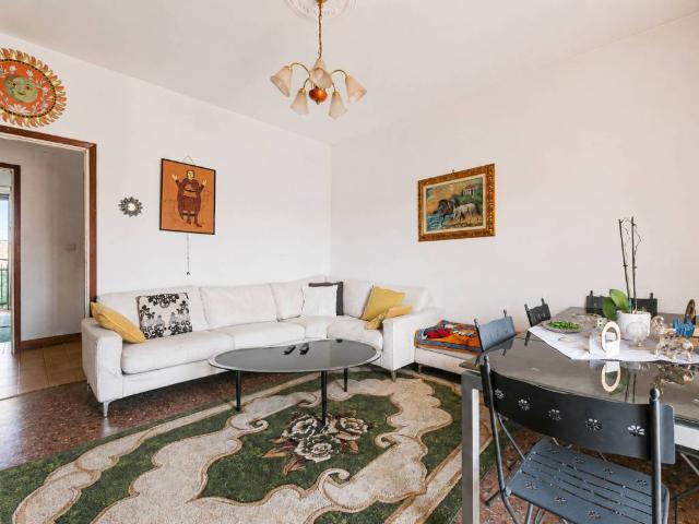 Appartamento in vendita a Villaggio Gorizia, Baranzate