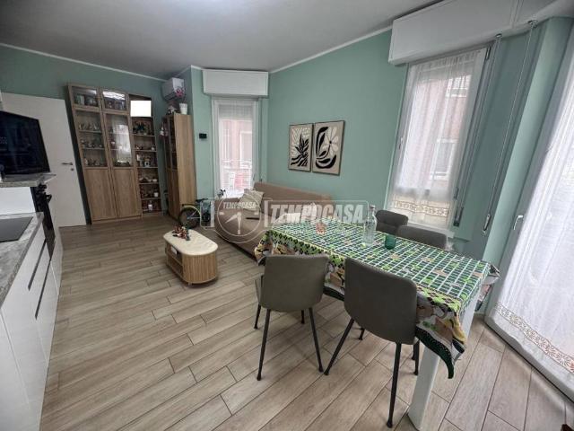 Appartamento in vendita a Villaggio Gorizia, Baranzate