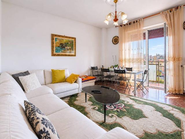 Appartamento in vendita a Villaggio Gorizia, Baranzate