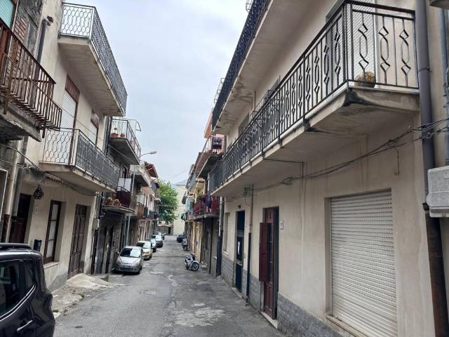 Appartamento in vendita a Barcellona Pozzo Di Gotto, Sicilia