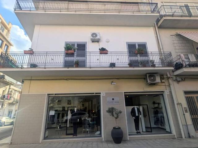 Appartamento in vendita a Barcellona, Barcellona Pozzo Di Gotto