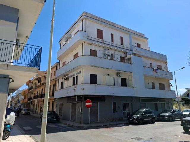 Appartamento in vendita a Barcellona Pozzo Di Gotto, Sicilia